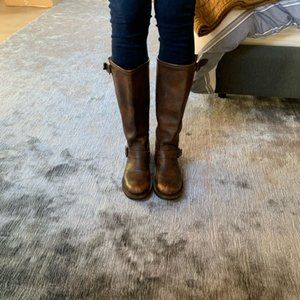 Frye Veronica slouch boot Size 7